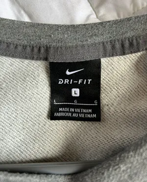 Nike Cropped Crew Neck Sweatshirt thumbnail 4