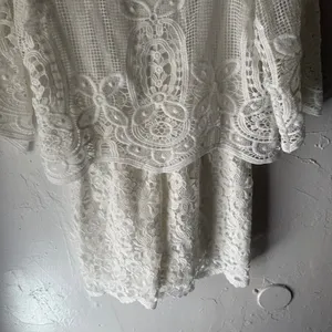 Muse‎ White Lace Overlay Romper Size 2 Kentucky Derby Boho Cottagecore thumbnail 4