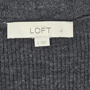 Ann Taylor LOFT Womens Small Gray V-Neck Button Front Wool Blend Cardigan 306176 thumbnail 3
