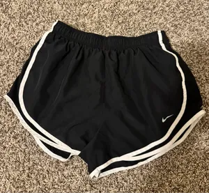 Nike Dri-Fit Shorts Women’s Black thumbnail 1