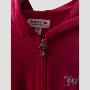Juicy Couture Velvet Track Hoodie Jacket Pink Velour Full Zip Y2K Women’s Sz M thumbnail 2