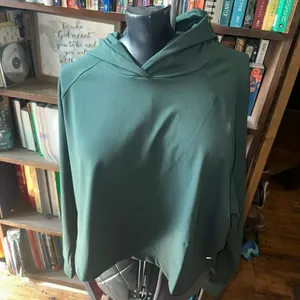 Yitty ultra soft hooded Athleisure XXL green crop top thumbnail 2