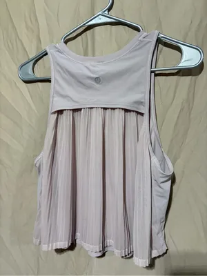 Lululemon tank top thumbnail 2