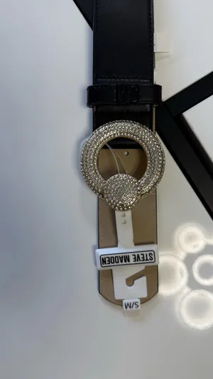 Steve Madden Women's Rhinestone Circle Buckle Elastic Waist Belt – Black/Gold, NWT thumbnail 3