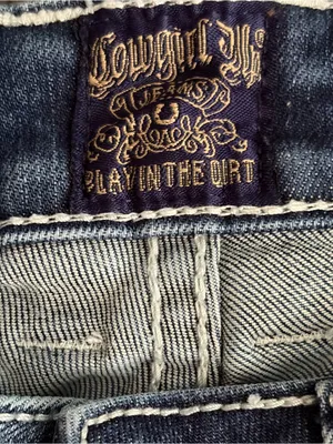 Cowgirl Tuff Co. Cowgirl Up mid rise bootcut flare embellished med wash denim jeans Sz 2 western thumbnail 7