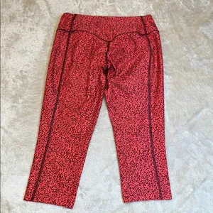 Nike Red Speckled Cropped Leggings‎ thumbnail 6