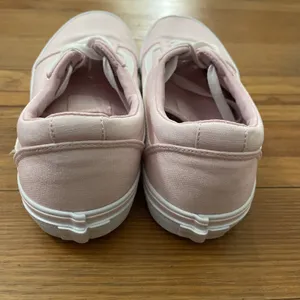 VANS Old Skool Pink Low top Sneaker Shoes Missy Size 6 Casual School Skateboard thumbnail 6
