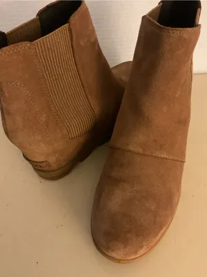 Sorel Women's Suede Chelsea Platform Joan of Artic wedge boots US 8.5 thumbnail 2