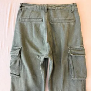 PrettyLittleThing High Rise Utility Cargo Pants Women Size 6 Green thumbnail 9