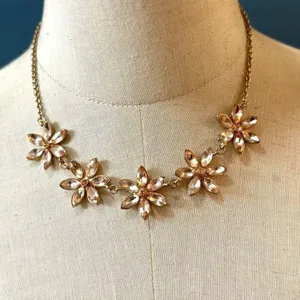 Flower rhinestone necklace thumbnail 1