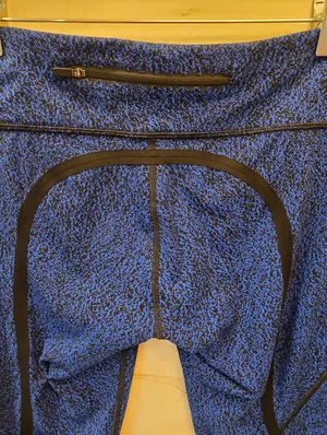 {8} Lululemon On Track Tight Circuit Cerulean Black Blue thumbnail 9