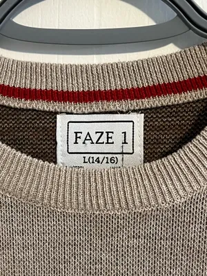 Women’s Western Crewneck Brown thumbnail 3