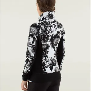 Lululemon Calm & Cozy Jacket Brisk Bloom Black White / White / Black Size 8 thumbnail 2