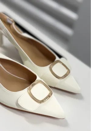 Venus Chan White Slingback Pumps Pointed Toe Gold Buckle Kitten Heels EU44 US 12 thumbnail 1