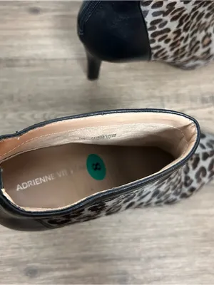 Adrienne Vittadini| Real Calf Fur Leopard Print Pointed Ankle Bootie sz 8 thumbnail 7