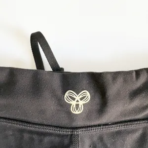 Aritzia Golden Womens Black Drawstring Athletic Yoga Gym Dolphin‎ Shorts Size 4 thumbnail 3