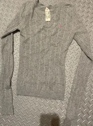 Abercrombie Ezra fitch sweater size medium 100 percent cashmere thumbnail 1