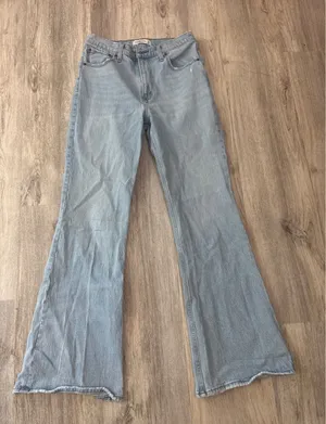 Abercrombie & Fitch Vintage Flare High Rise Jeans Light Wash Blue Size‎ 29 8 thumbnail 1