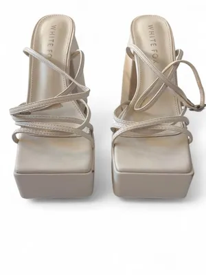 White Fox Boutique Sandals Platform thumbnail 2