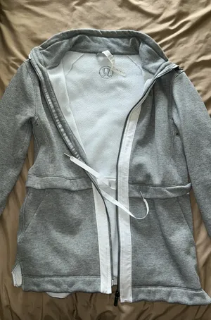 Lululemon Jacket thumbnail 1