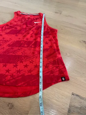 Nike women's sleeveless tank top USA red flag size medium thumbnail 6