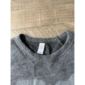 Alternative Women's Gray‎ "Native" Ohio Pullover Sweatshirt Size Medium thumbnail 3