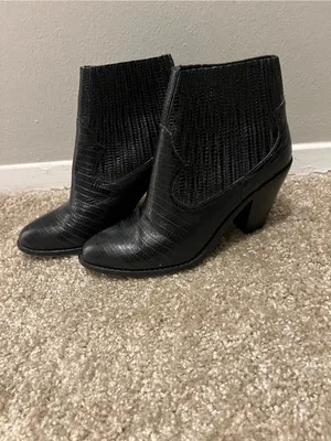 ASH IIona Pull on Heeled leather embossed ankle bootie 39‎ thumbnail 14