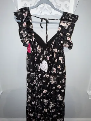 BuddyLove Lilly Sweetheart Neckline Maxi Dress thumbnail 4