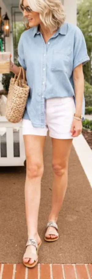 Altar'd State White High Rise Shorts size Small thumbnail 1