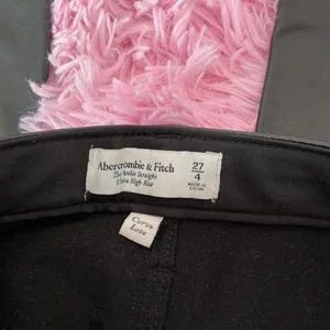 Abercrombie & Fitch The Ankle Straight Ultra High Rise Black Faux‎ Leather Pants thumbnail 3