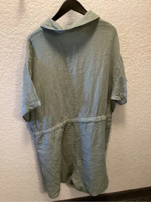 Relaxed Light Sage Green Button-Front Romper thumbnail 4