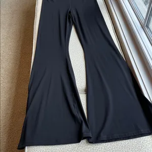 NWOT OFFLINE by Aerie Black Flare Jumpsuit Activewear with adjustable straps XL thumbnail 6