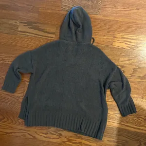 Aerie Oversized Chunky Knit Hoodie Drop Shoulder Size Large Dark Gray thumbnail 11