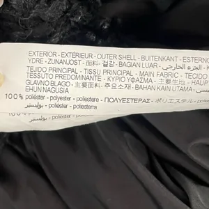 Zara Cropped Teddy Full Zip‎ Jacket in Black Size Large thumbnail 6