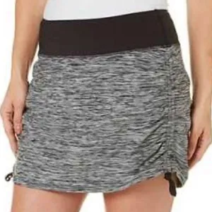 The Great Brisas Athletic Skort black and gray, cinches at sides, great for running thumbnail 2