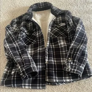 Black and White Plaid Jacket Size L thumbnail 1