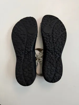 Taos Sandals Beauty Buckles Adjustable Comfort Travel Reptile Print Black Grey thumbnail 12