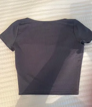 Hollister Ribbed Seamless Scoop Neck Baby Tee thumbnail 3