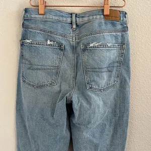 American Eagle '90's Boot Cut Distressed Denim Jeans 0 thumbnail 7