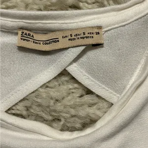 Zara Elegant White Cut Out Tie-Back Blouse Size S thumbnail 5