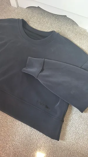 Lululemon Crewneck thumbnail 2