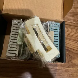 Amazon claw clips! thumbnail 3