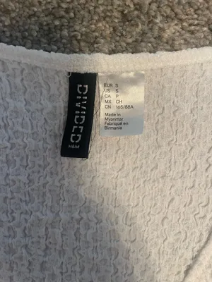 H&M White top thumbnail 2