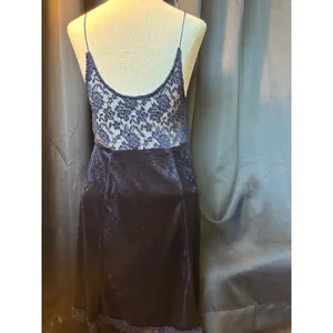 Intimately Free People Navy Blue Crushed Velvet Lace Trim Slip Dress Sm OB690264 thumbnail 3