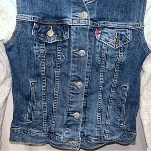 LEVI’S Women’s Hybrid Denim Hooded Trucker Jacket XS thumbnail 5