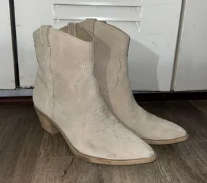 DV by Dolce Vita Booties thumbnail 1