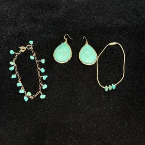 Unbranded Turquoise Jewelry Set Blue Silver color Teardrop Earrings Bracelet 3pc thumbnail 2