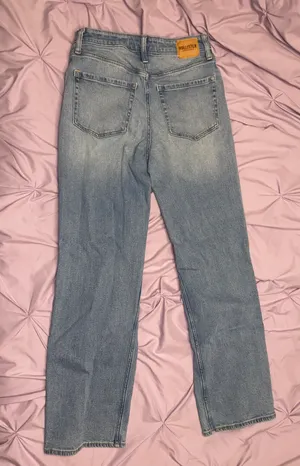 Hollister Ultra High-rise Dad Jeans thumbnail 2