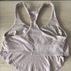 Alo size small top thumbnail 3