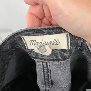 Madewell Size 25 Black Perfect Vintage Jeans Straight Tapered 90s Mom Jeans thumbnail 6